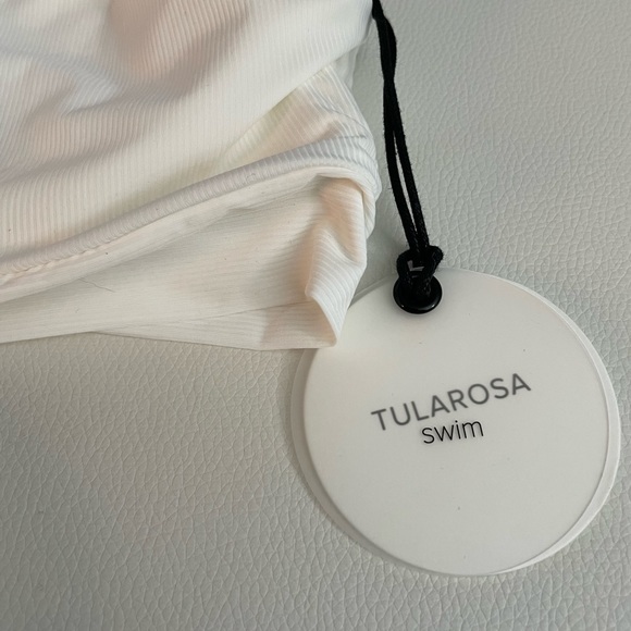 NWT Tularosa Starla swim top - Picture 6 of 9